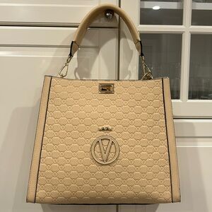 Brand new cream leather Valentino bag